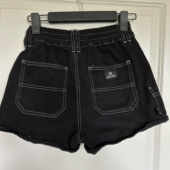 BDG urban outfitters black Women's Cargo Skate Shorts - Picture 5 of 5